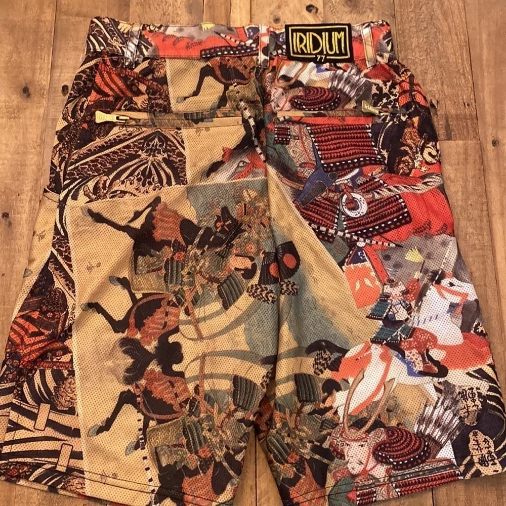 Iridium 77 Oriental perforated shorts